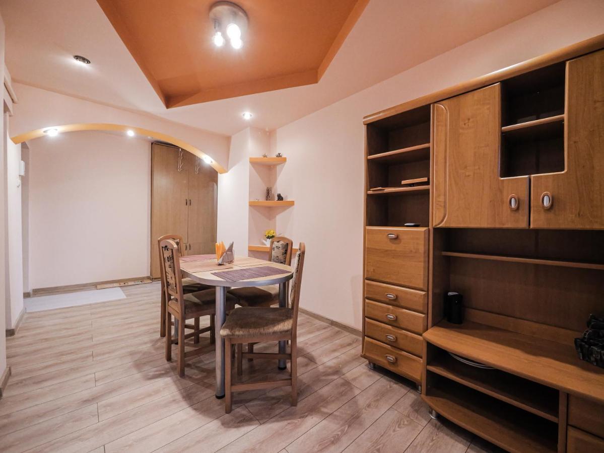 Luxury Ultracentral Curtea De Arges Exterior photo